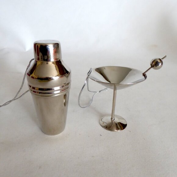 VINTAGE 3.5” SILVER CHROME COCKTAIL SHAKER MARTINI GLASS ORNAMENT SET - Picture 1 of 9